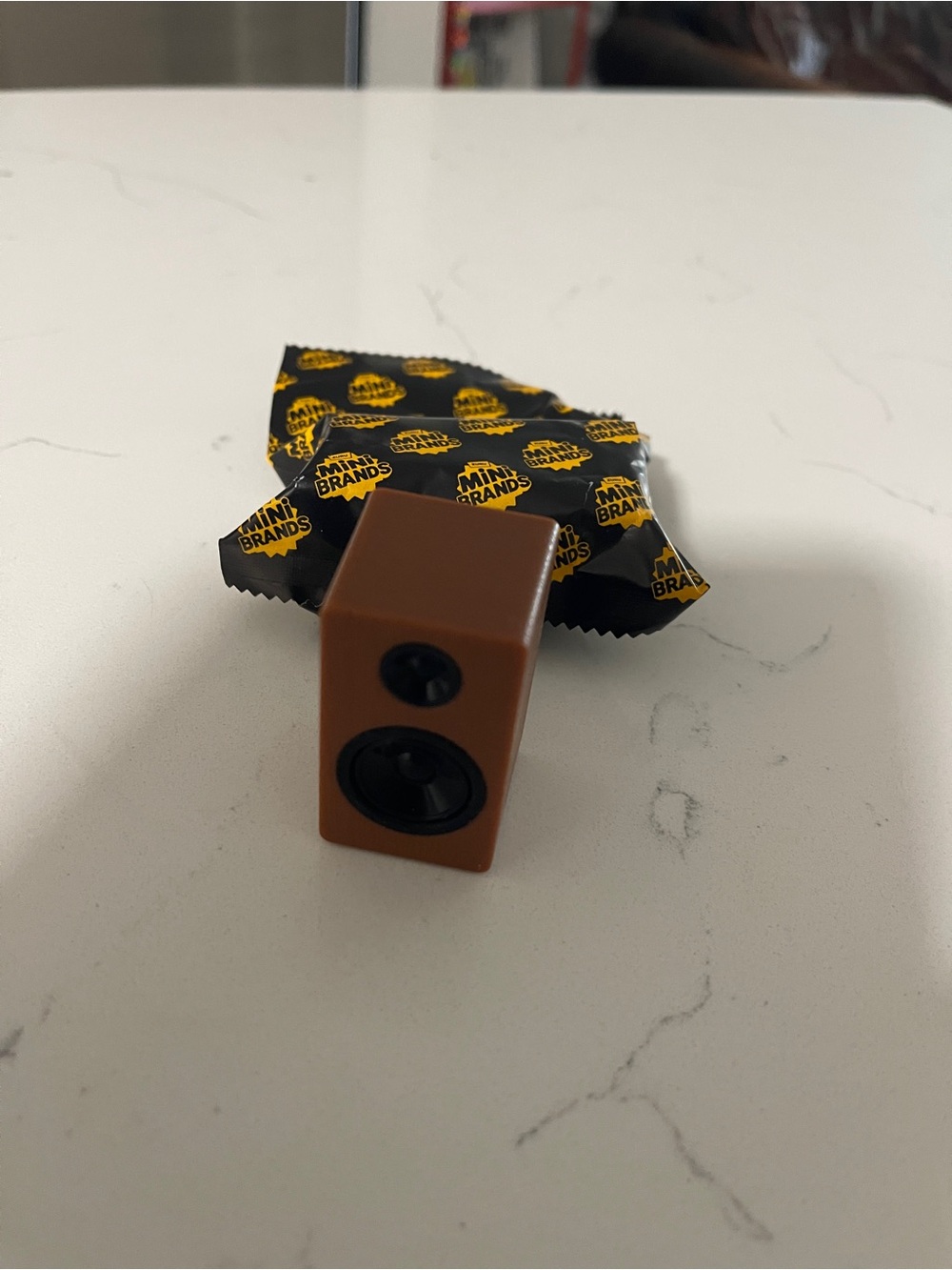 ZURU Mini Vinyl- Portable Mini Speaker